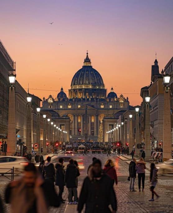 Home Holiday Rome - Basilica San Pietro Roma Exterior foto